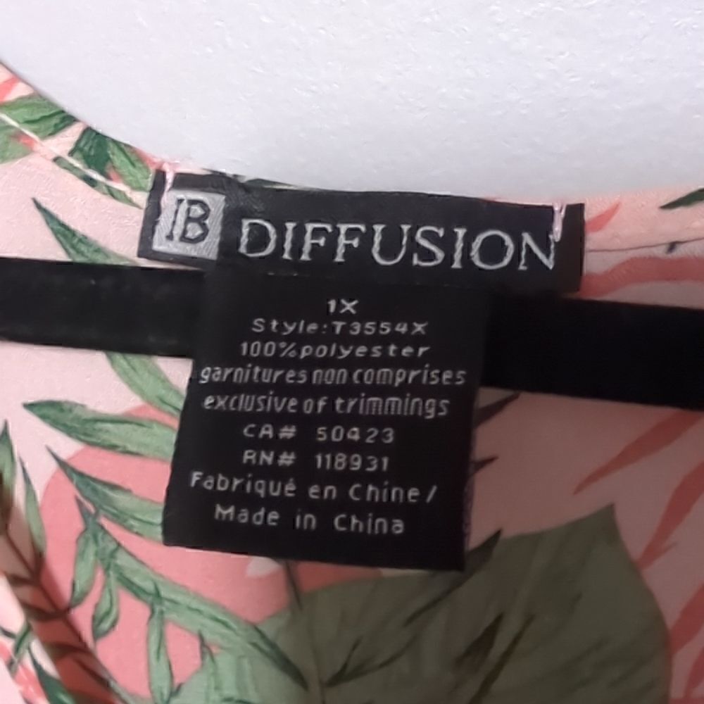IB Diffusion Pink Tropical V Neck Flutter Sleeve - Picture 3 of 4